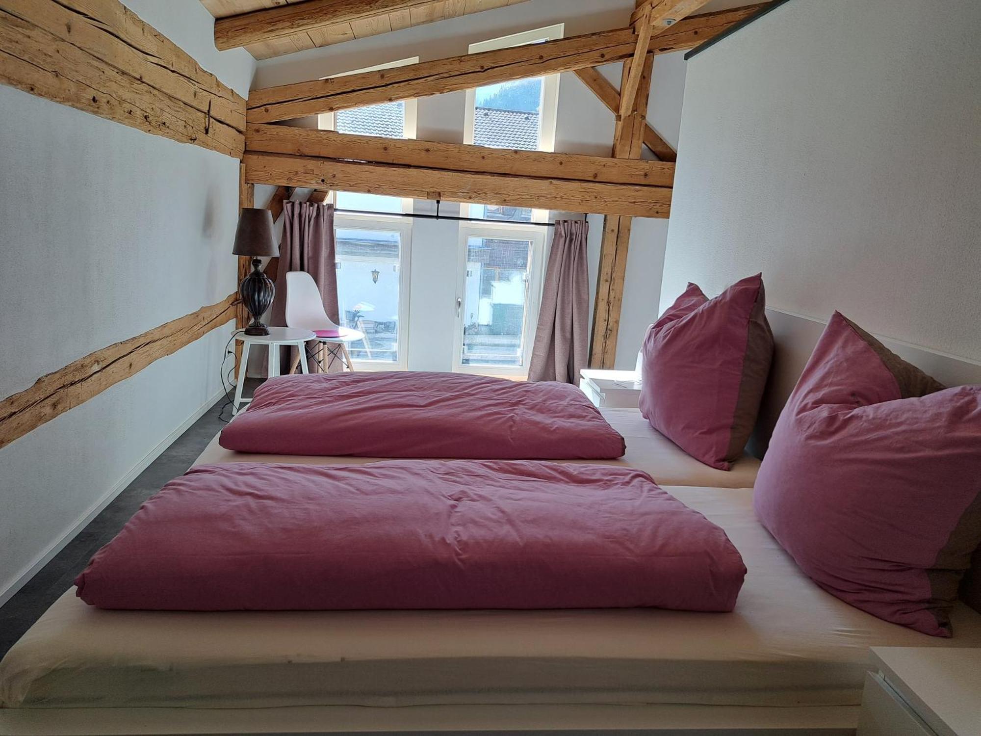 Neu! Ferienwohnungen im Lüftlmalereck, Hennalahaus Oberammergau Exterior foto